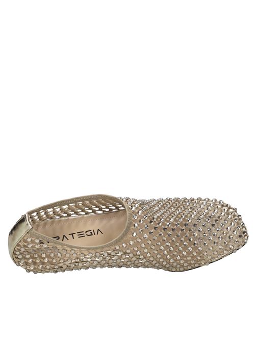  STRATEGIA | R14 CONNIEBEIGE-PLATINO